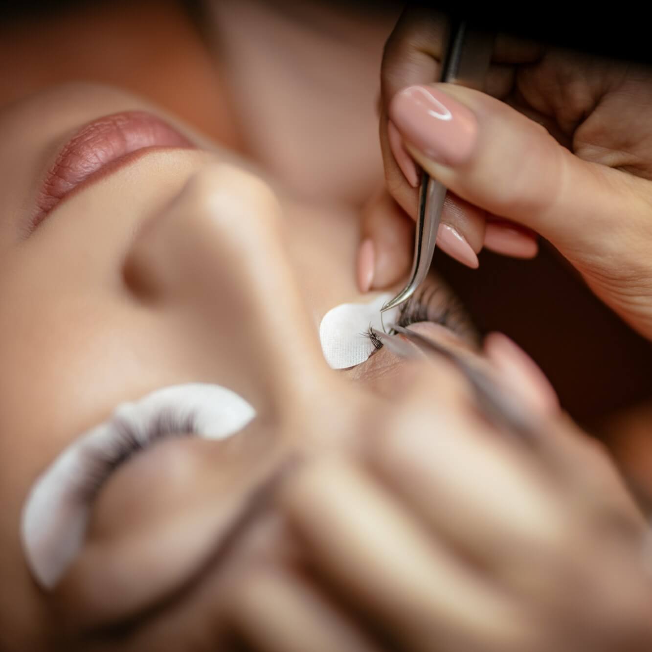 Extensions de cils à l'institut Le Secret Beauté à Monteux